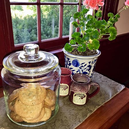 Colonel Spencer Inn Campton Bagian luar foto
