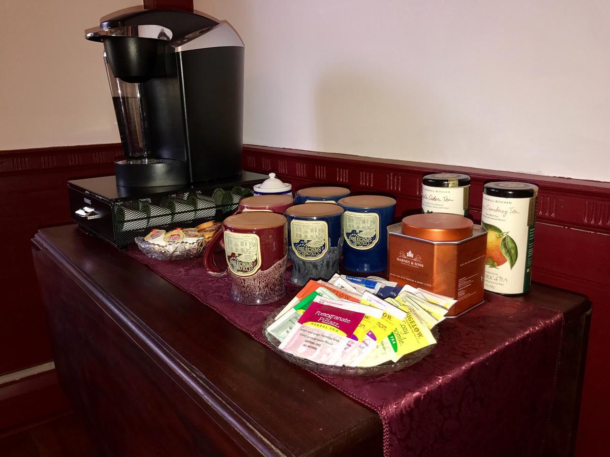 Colonel Spencer Inn Campton Bagian luar foto