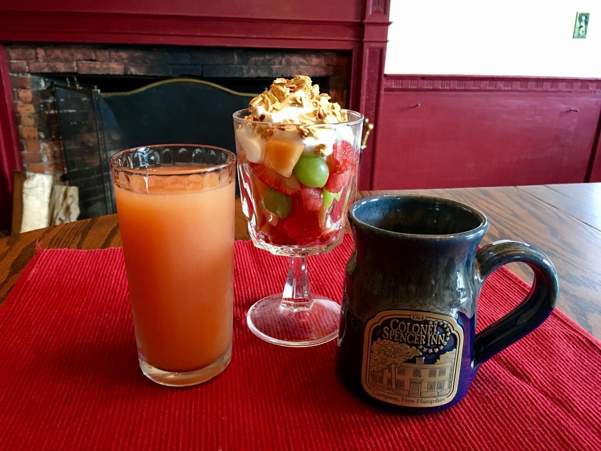 Colonel Spencer Inn Campton Bagian luar foto